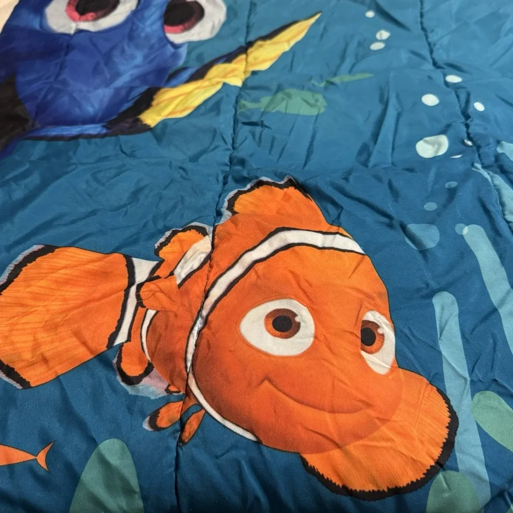 Disney Finding Dory Nemo Twin - Full‎ Comforter Bedding Blanket Read Description